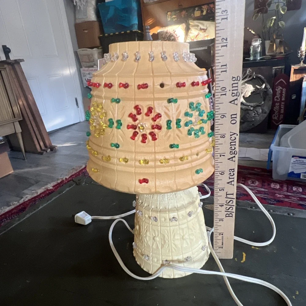 Vintage Lawnware Table Lamp Multicolor Green Red White Pink Yellow 110V 13x7